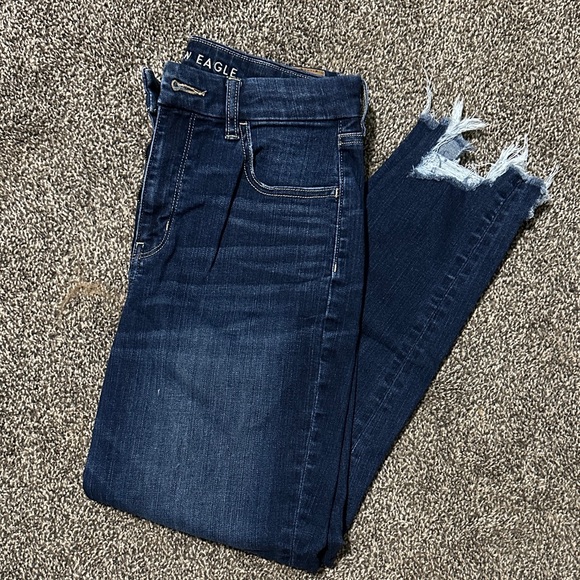 American Eagle Curvy Hi-Rise Jegging Crop - Picture 5 of 6